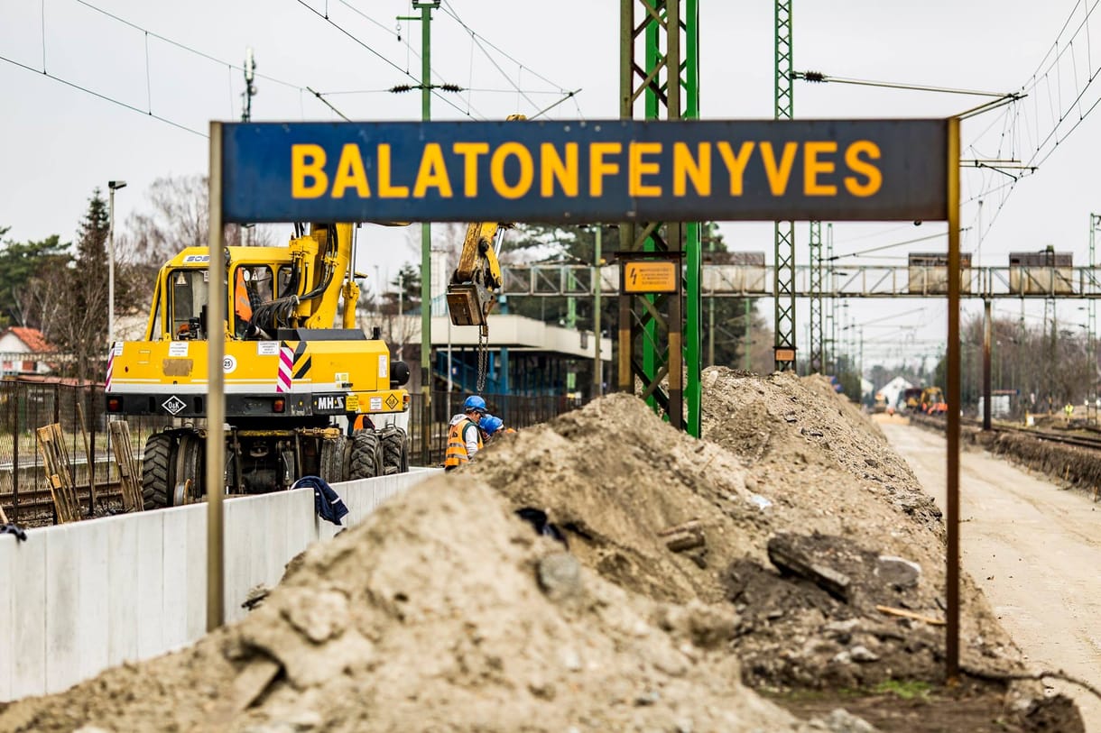 Azt ígérik, tíz perccel gyorsabban ér a vonat Budapestről Keszthelyre