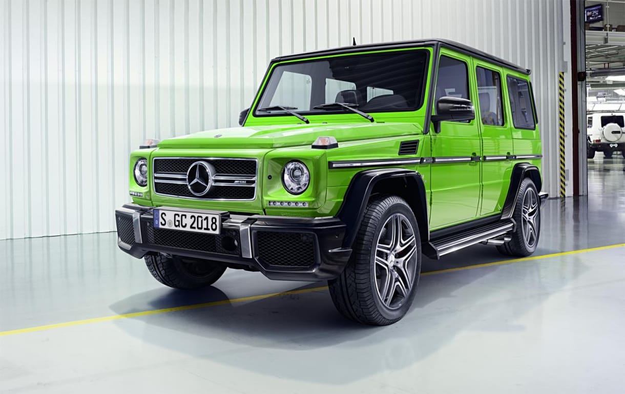 Neonszínekkel és V8-as sportmotorokkal újult meg Mercedes legdrágább modellje