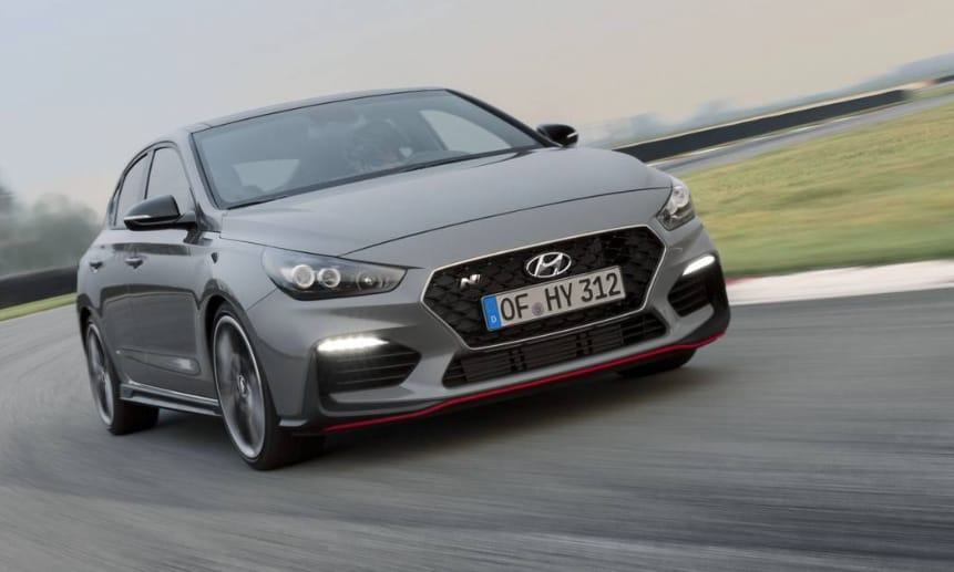 Újabb izgalmas dél-koreai versenyző: itt a Hyundai i30 Fastback N
