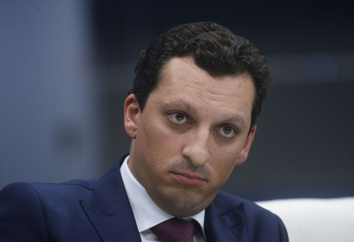Szerelmi csalódások, hűségnyilatkozatok és gyanús üzletek tépik a Putyin-klánt