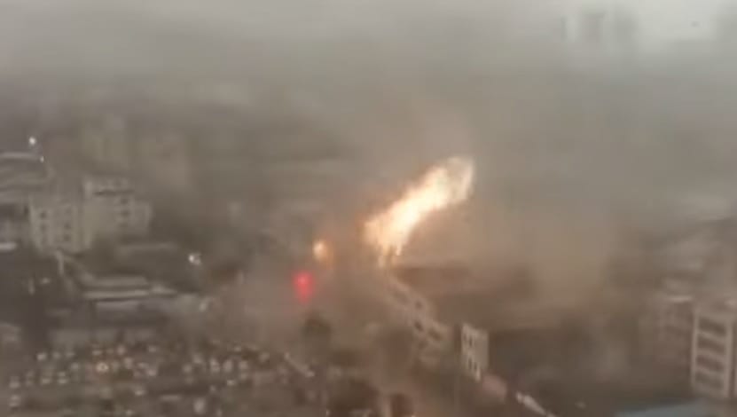 Videó: Tornádó pusztított egy 9 milliós kínai városban