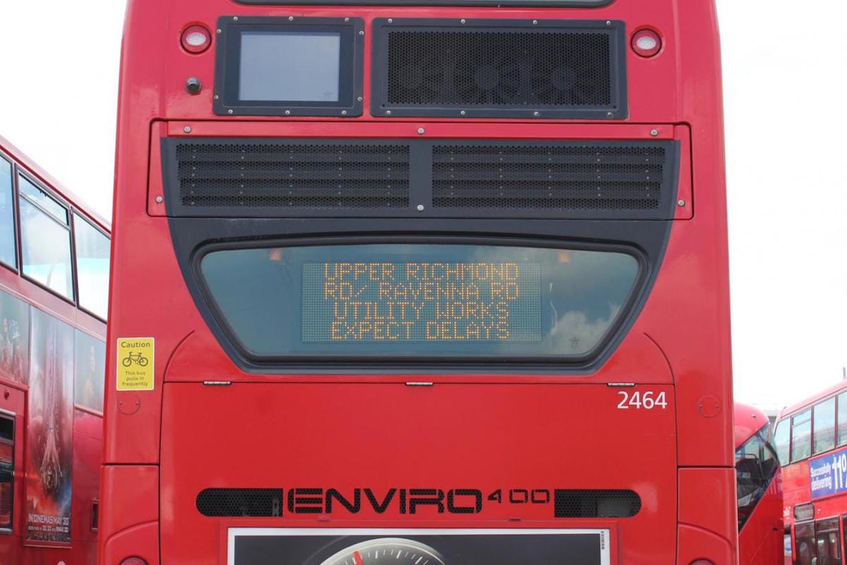 Kávézaccal működő buszokat indítanak Londonban