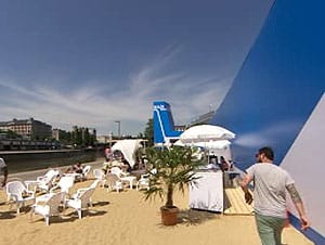Tel-Aviv strand nyílt Bécsben - magyar dizájner tervezte