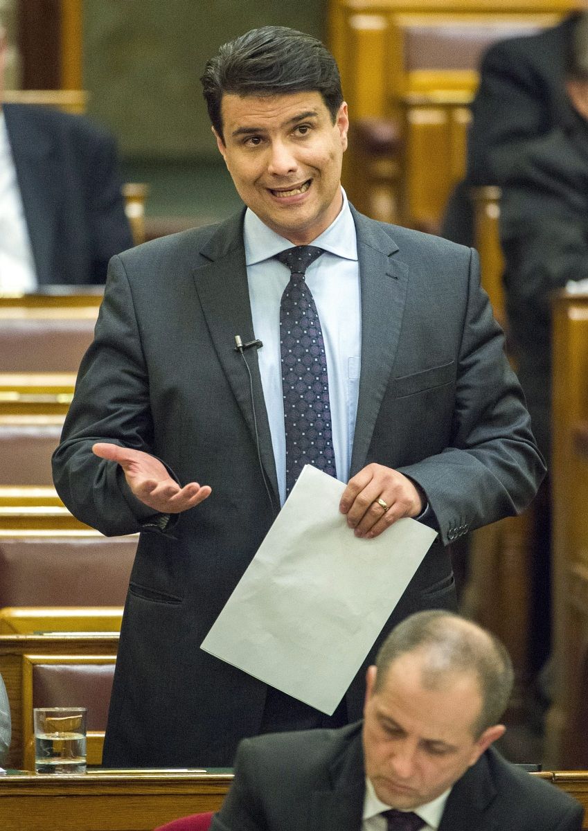 Mesterházy: miattunk lett kétharmada Orbánnak