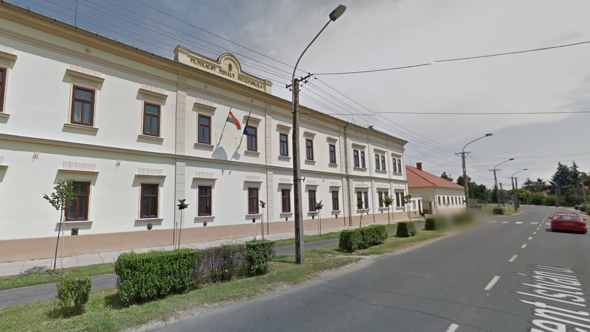 Nem érdekelte az életveszélyes tornaterem a Kliket