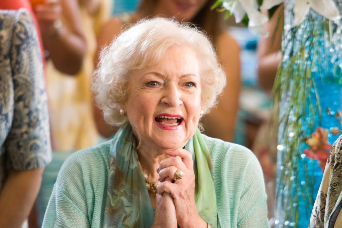 Meghalt az Öreglányok sztárja, Betty White