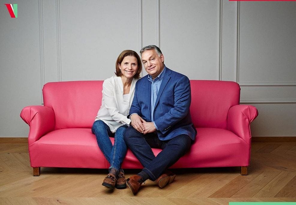 Orbán nyolc év alatt 2,1 millió forintot fizetett a külügynek a családtagjai utazásáért