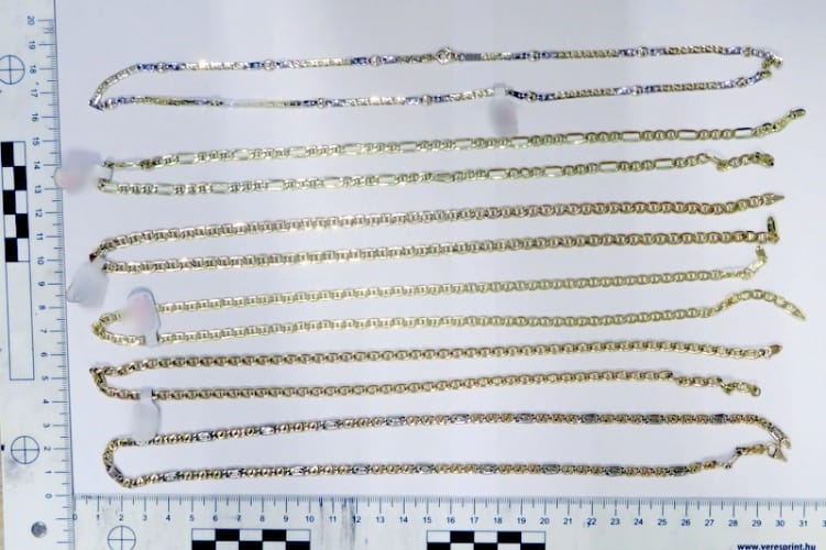 Hat és fél méter aranyláncot lopott el egy újpesti férfi