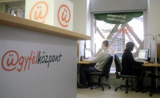 Adóbevallás: ha összeomlik az Ügyfélkapu, a NAV-nál is sorban állhat