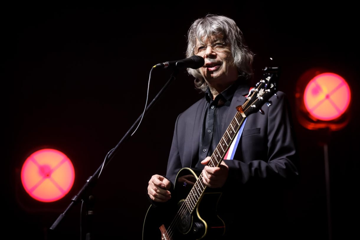 A kétharmados többség önfeledten zikzikelt – ilyen volt a Bródy-koncert