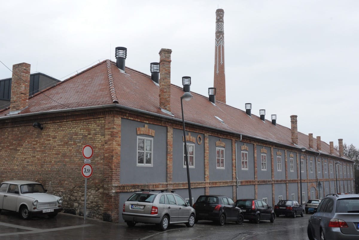 Átadják a teljes Zsolnay negyedet