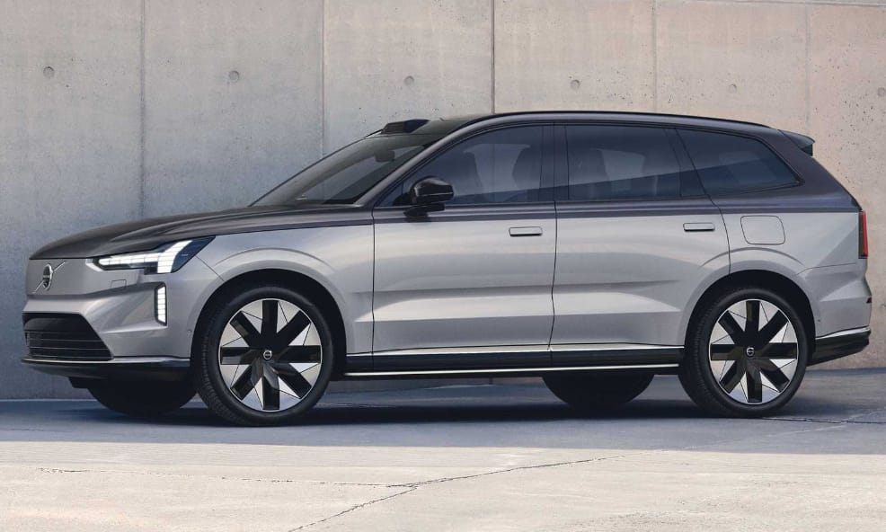 Csak 4 ülése van a Volvo hatalmas elektromos luxus SUV-jának