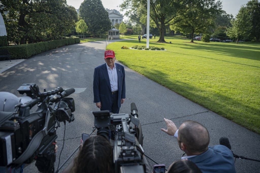 Trump akadálytalanul vívja médiaháborúját és nyerésben van