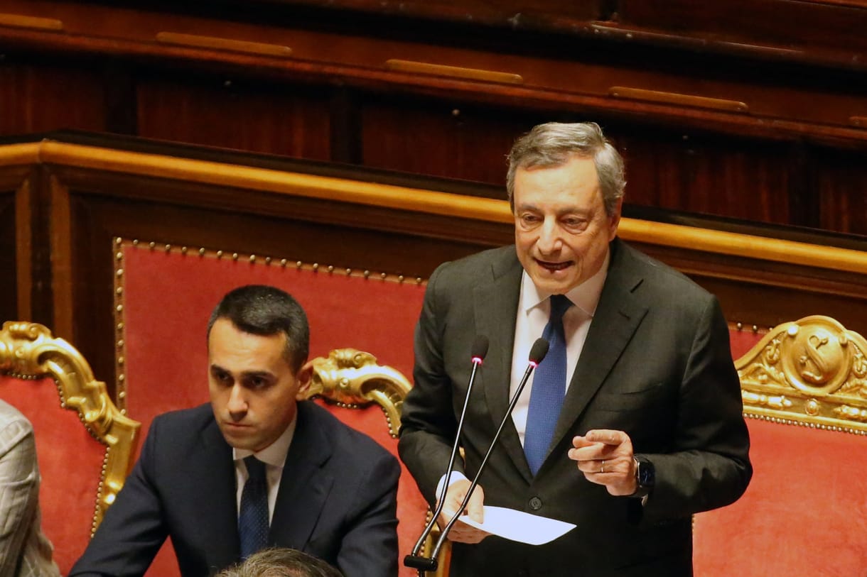 Mario Draghi megnyerte a bizalmi szavazást, de elvesztette a parlamenti többséget