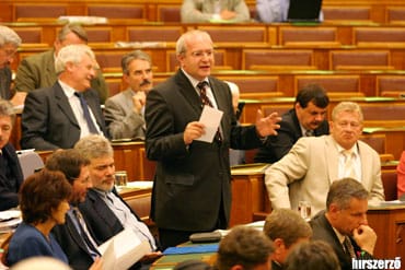 Roncsderbi