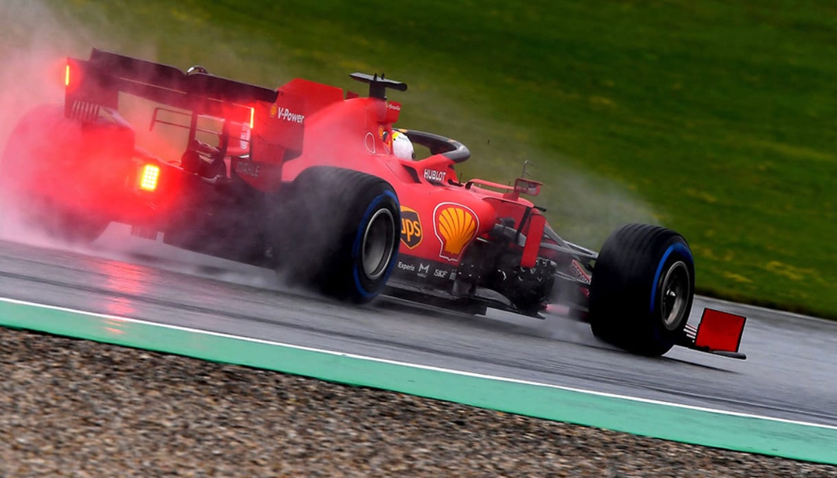 Hungaroring: Vettel ment a legjobban délután, Hamilton elengedte a szabadedzést