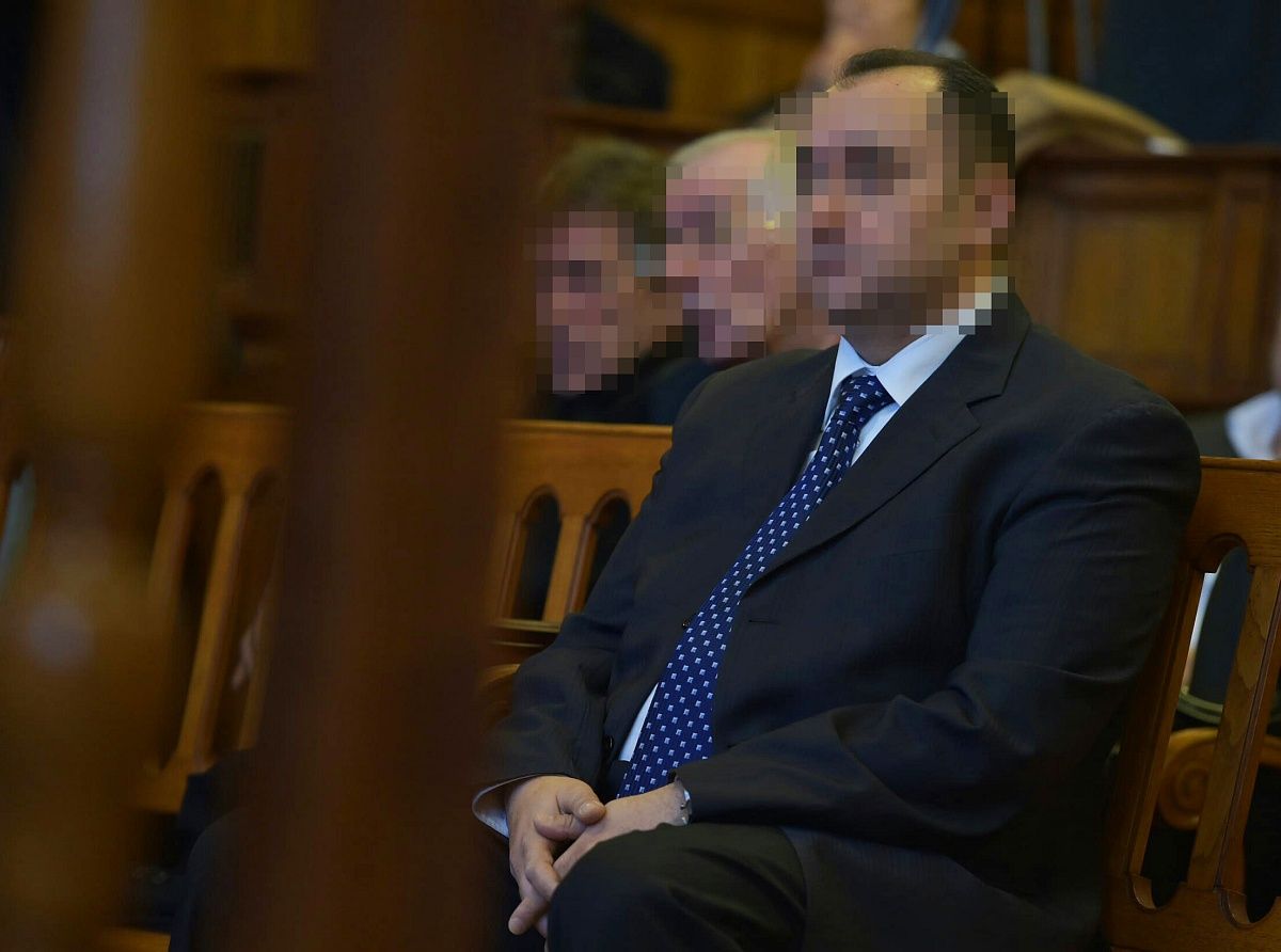 Kulcsár Attila bocsánatot kért