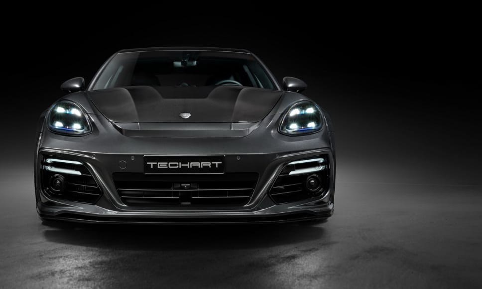 720 lóerős lett az új Porsche Panamera Turbo S