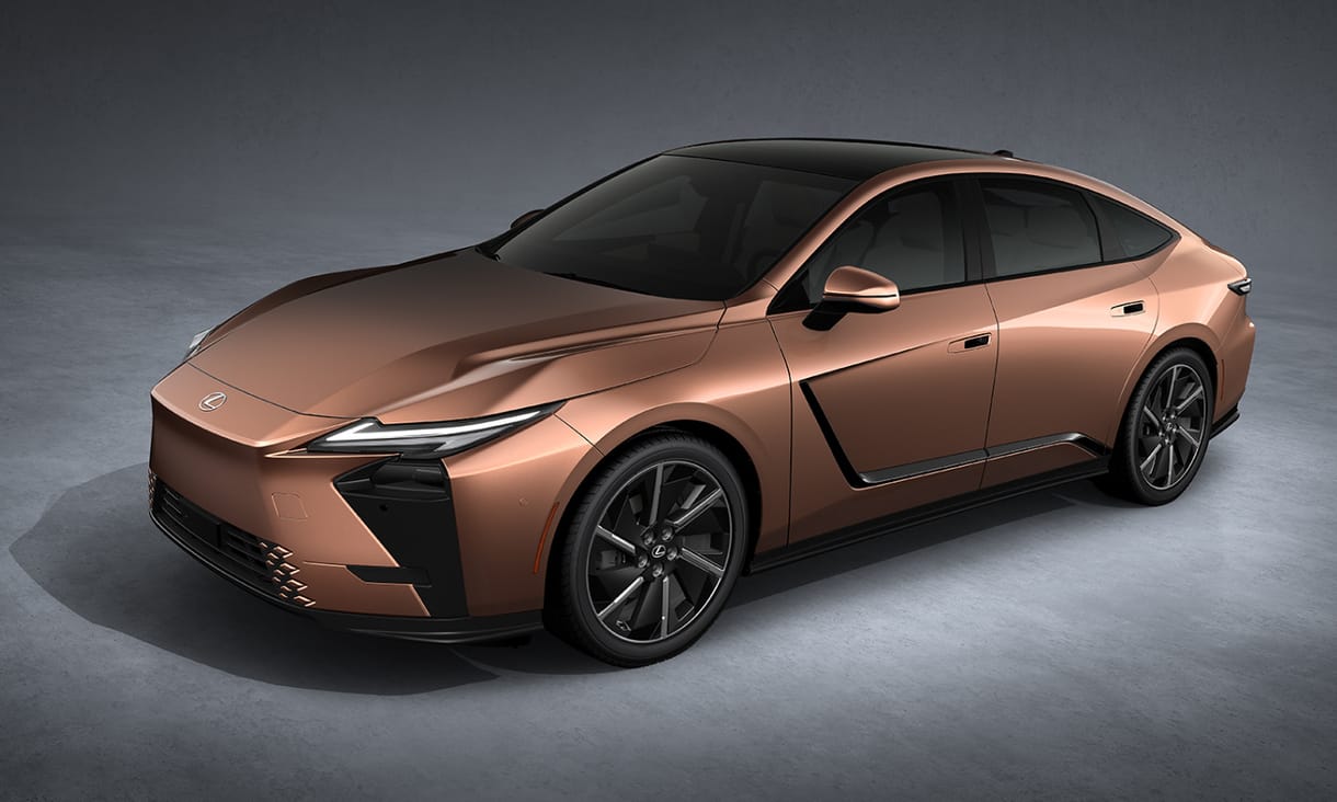 Szemrevaló luxusszedán a most először villanyautóként is elérhető új Lexus ES