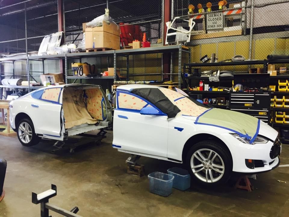Már készül a világ első Tesla-limuzinja – videó