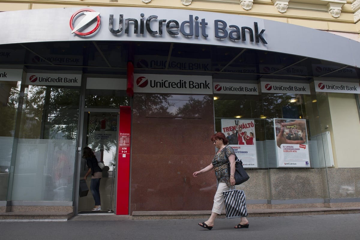 Zuhan az UniCredit