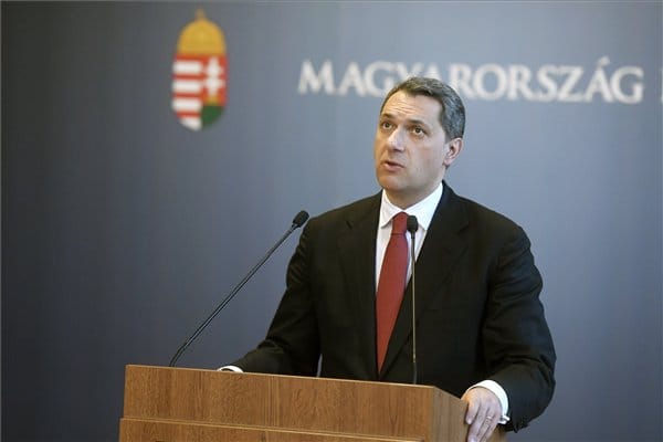 Lázár üzent Simicskának Elios-ügyben: 