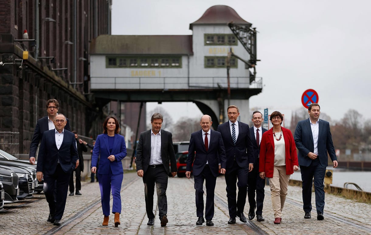 Szövetségi állammá váló Európával ijesztgeti Orbán Viktort az új német kormánykoalíció