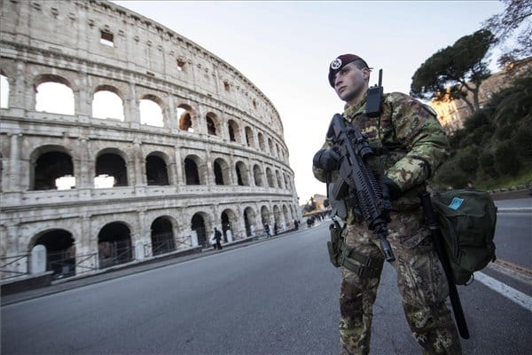 Strasbourg után: megerősítették a római Colosseum és Forum Romanum védelmét