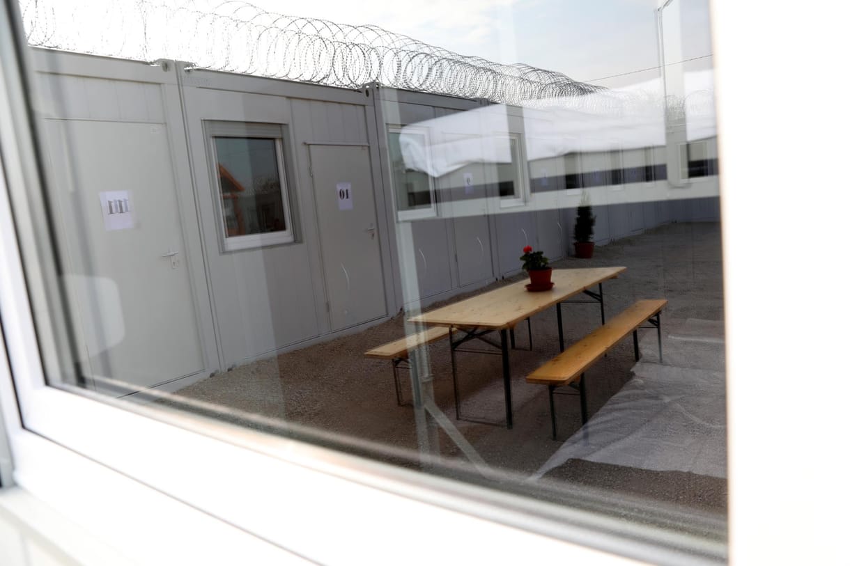 Pert nyert egy iráni keresztény menekült a magyar állam ellen, kétmillió forintot kell kifizetni neki