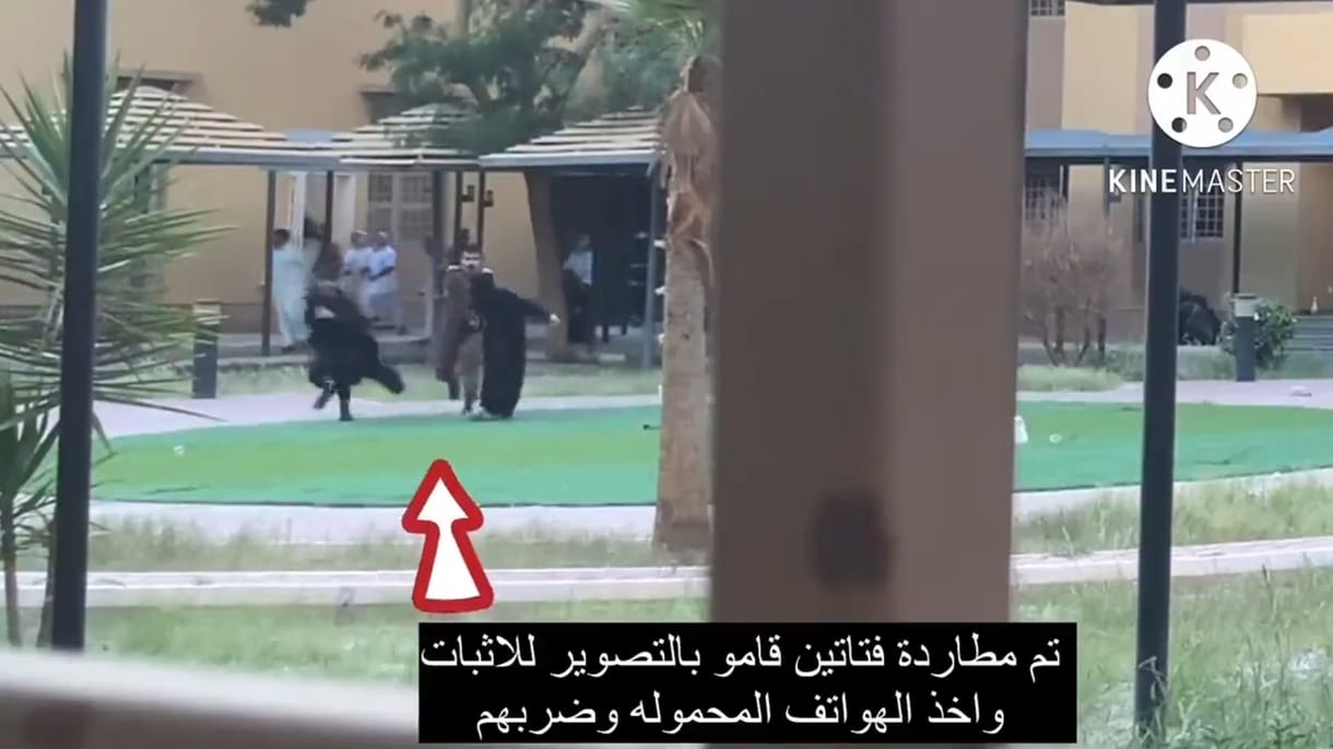 Videó készült arról, ahogy egy szaúdi árvaházban verik a nőket