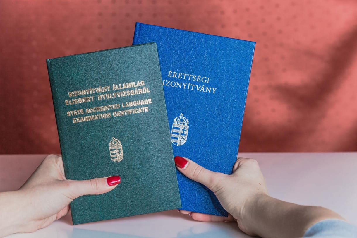 Hamis a sümegi szakellátó vezetőjének érettségije, a fideszes polgármester erre megduplázta a fizetését