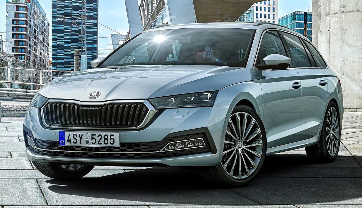Hamarosan itt a sportosan plugin hibrid Skoda Octavia iV RS