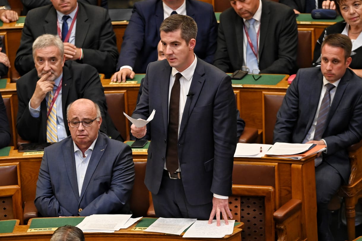 Kocsis Máté pedofil gyilkosnak titulált egy volt jobbikost, holott nem is gyanúsítják gyilkossággal