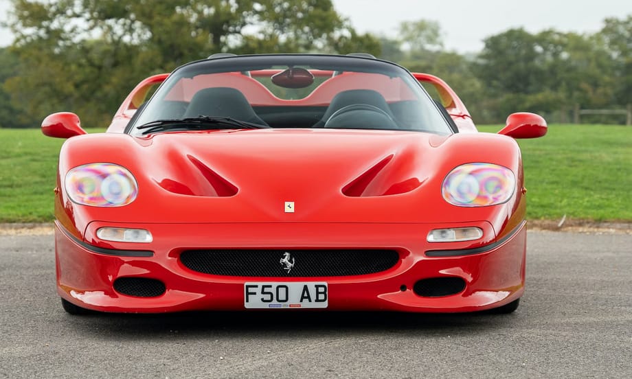 Méregdrága portéka a Rod Stewart nevével fémjelzett Ferrari F50