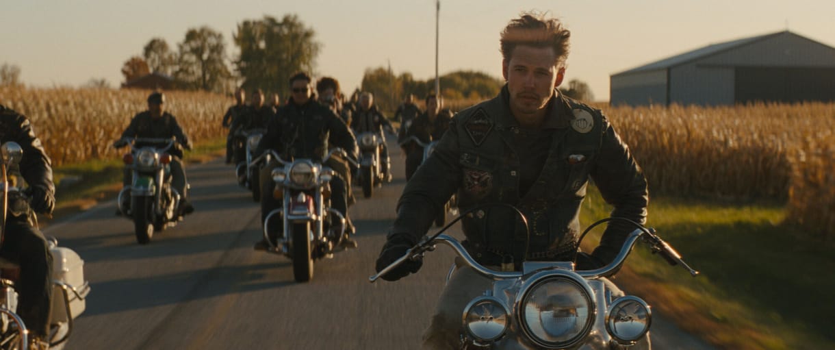 Csak benzingőz, és más semmi – a szabadság nyomában a Motorosokkal