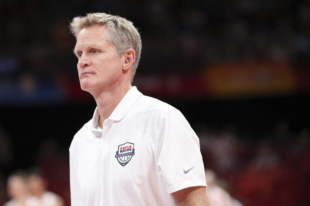 Az iskolai lövöldözés után adott dühös nyilatkozatot az NBA-edző: a kosárlabda most nem számít, a fegyverlobbit kell megtörni