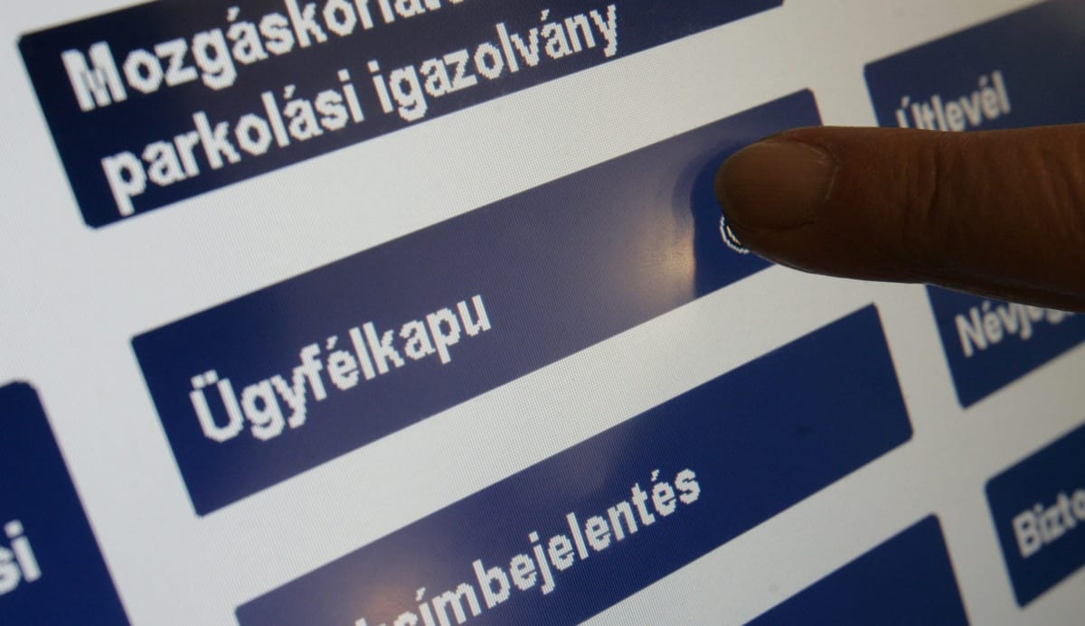 A bérelt autók és a fizetésképtelen cégek adóügyeiről is a magyar kormánynak tetsző brüsszeli döntés született