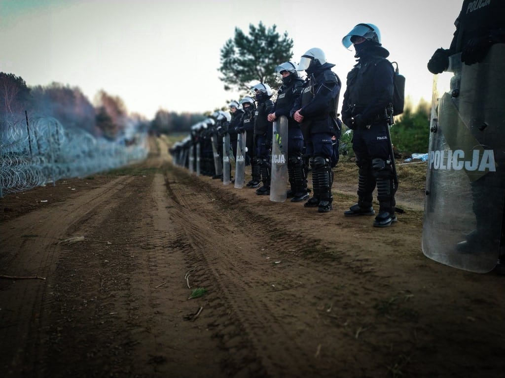 FT: A belarusz politika csak tragédiához vezet a lengyel határon