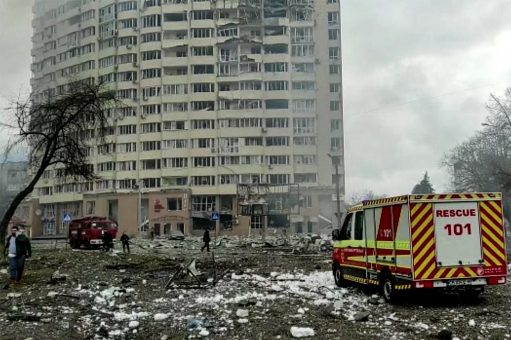 Több tucat civil halt meg Csernyihiv lakóházainak bombázásakor