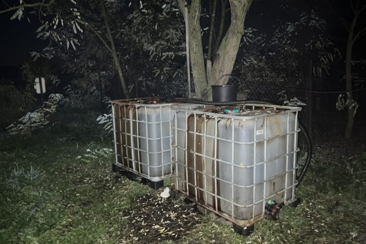 Tízezer liter nyersolajat loptak el egy baranyai fúrópontról