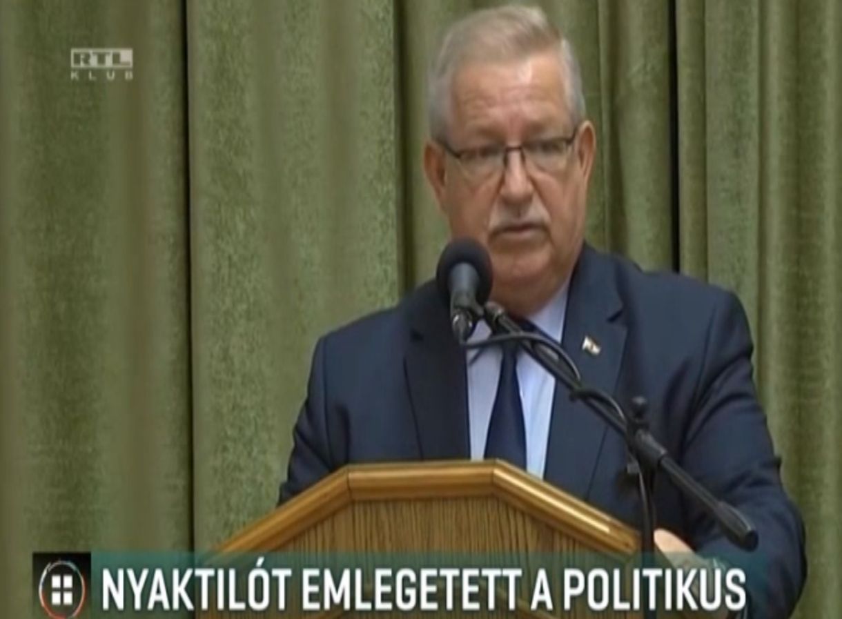 Guillotine alá való politikusokról beszélt egy fideszes polgármester