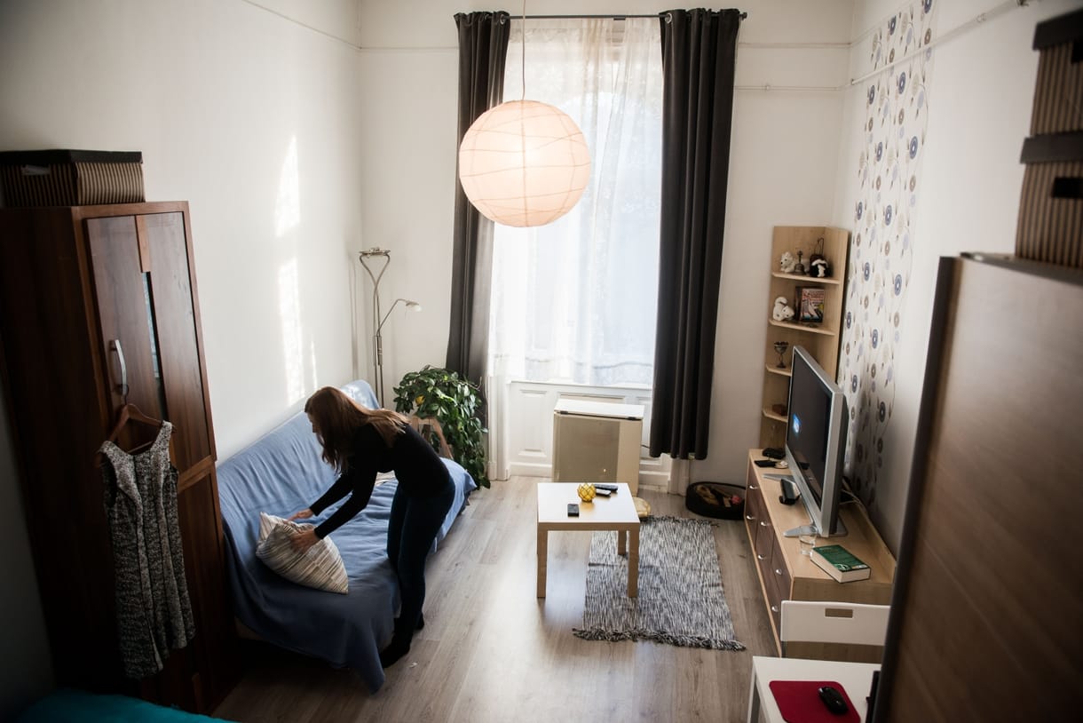 Tállai és a NAV nyakon csípné a nem adózó Airbnb-zőket