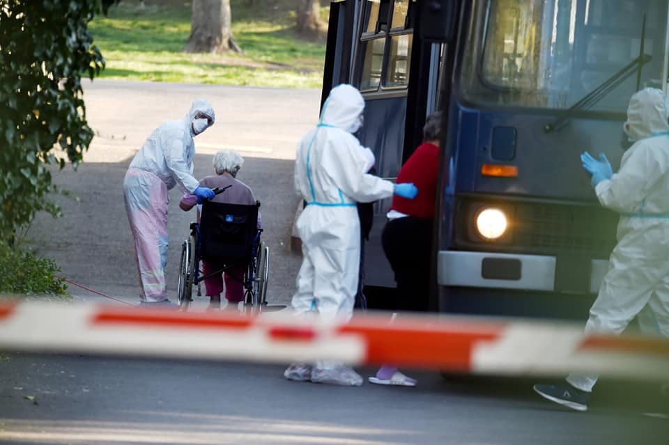 Vizsgálja a rendőrség a Pesti úti idősotthonban történteket