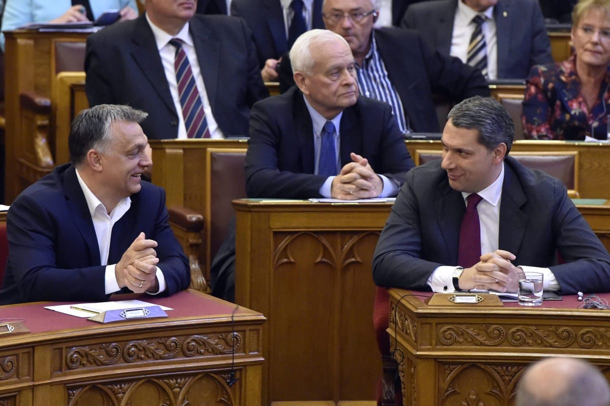 A CEU kilövése illeszkedik Orbánék háborújába