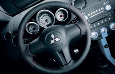 A Nissan megszerezheti a bajba jutott Mitsubishit
