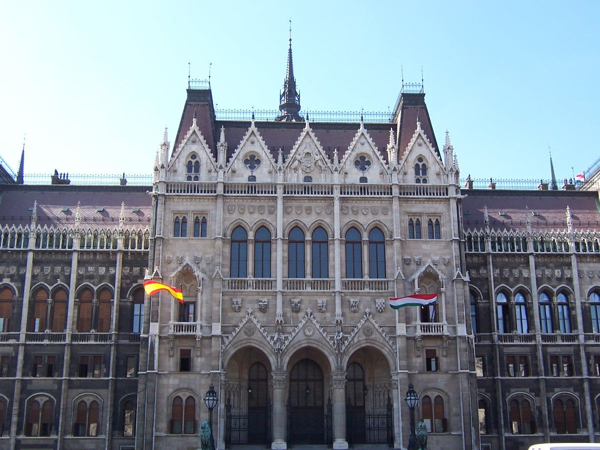 Ön szerint mennyit ér a Parlament épülete? 
