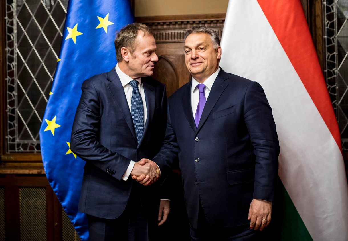 Donald Tusk: Orbán Viktor nyíltan oroszbarát
