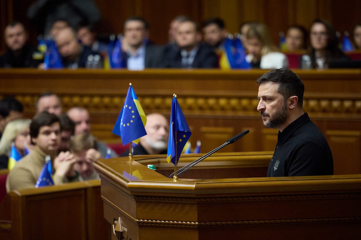 Bemutatta győzelmi tervét Zelenszkij az ukrán parlamentben