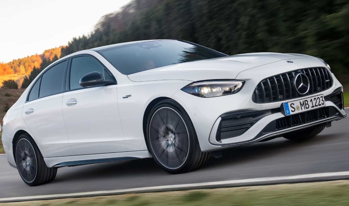 Magyarországon az elektromos, turbós új Mercedes-AMG C43