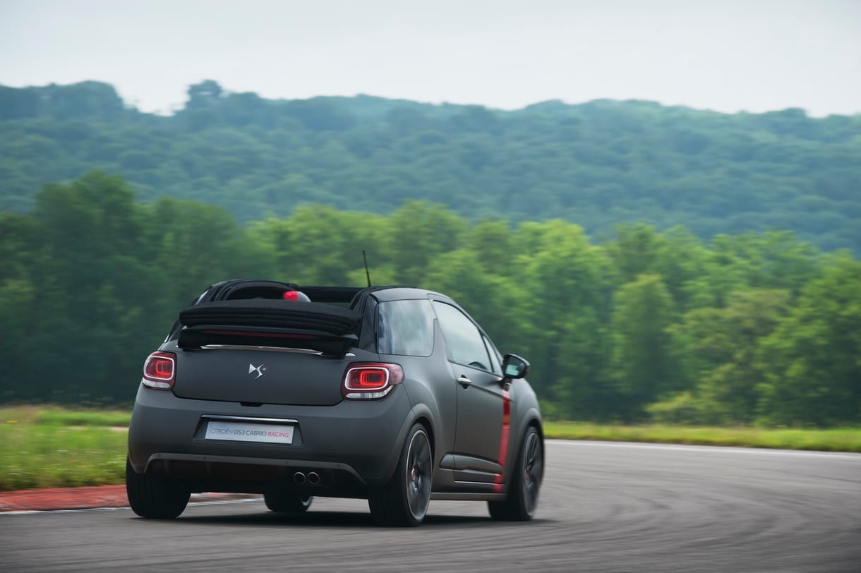 Kabriót csináltak a Citroen zsebrakétájából